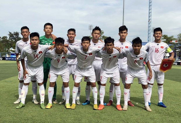 Với chiến thắng 3-0 trước U15 Myanmar, U15 Việt Nam tiếp tục duy trì sức cạnh tranh trong cuộc đua giành vé đi tiếp tại bảng A giải U15 Đông Nam Á 2019 với U15 Timor Leste và U15 Indonesia. Với chiến thắng 3-0 trước U15 Myanmar, U15 Việt Nam tiếp tục duy trì sức cạnh tranh trong cuộc đua giành vé đi tiếp tại bảng A giải U15 Đông Nam Á 2019 với U15 Timor Leste và U15 Indonesia.