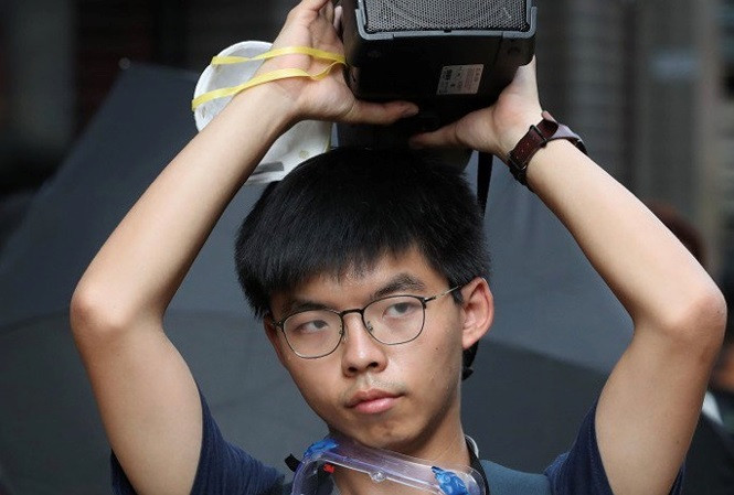 Josua Wong vừa bị bắt. (Ảnh: SCMP)