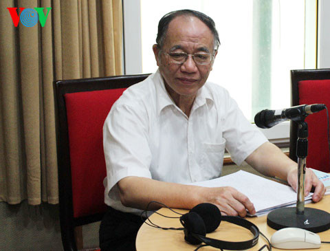 GS Hoàng Chí Bảo.