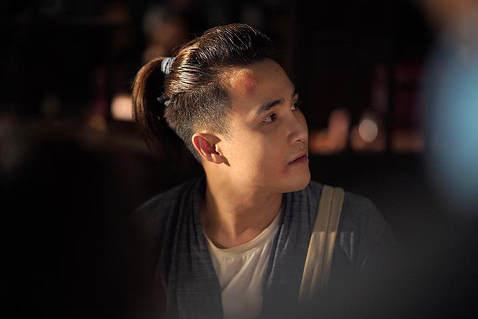 Huỳnh Lập đưa câu chuyện tiếp nối "Ai chết giơ tay" lên màn ảnh rộng với tên "Pháp sư mù" Huỳnh Lập đưa câu chuyện tiếp nối