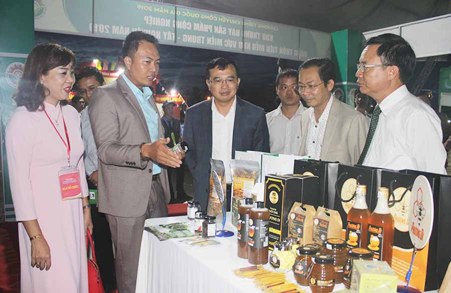 Các doanh nghiệp khởi nghiệp đang chú trọng đầu tư vào lĩnh vực chế biến sâu nhằm gia tăng giá trị cho sản phẩm nông nghiệp của địa phương. Ảnh: V.T  Các doanh nghiệp khởi nghiệp đang chú trọng đầu tư vào lĩnh vực chế biến sâu nhằm gia tăng giá trị cho sản phẩm nông nghiệp của địa phương. Ảnh: V.T