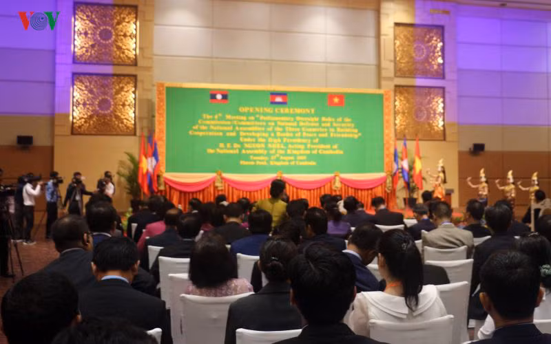  Toàn cảnh Hội nghị.