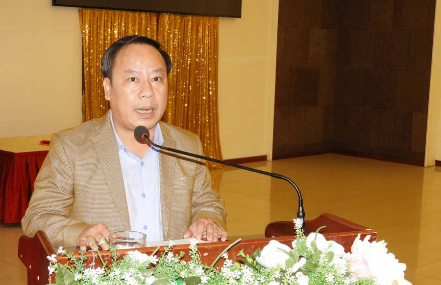 Phó Bí thư Tỉnh ủy Gia Lai Châu Ngọc Tuấn phát biểu chào mừng toạ đàm. Ảnh: Thanh Nhật