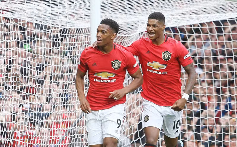 Martial và Rashford thi đấu ấn tượng trên hàng công