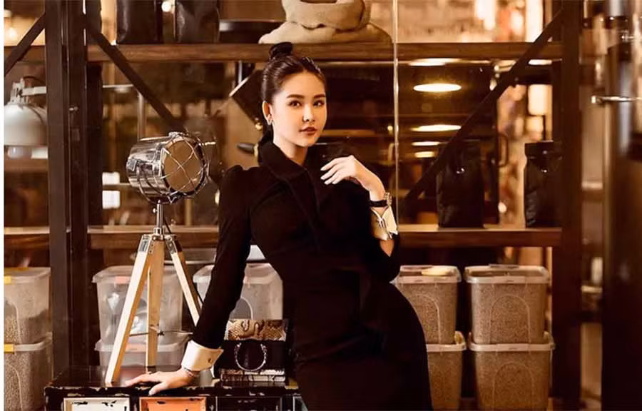  Cô khá được chú ý từ khi chưa thi Hoa hậu