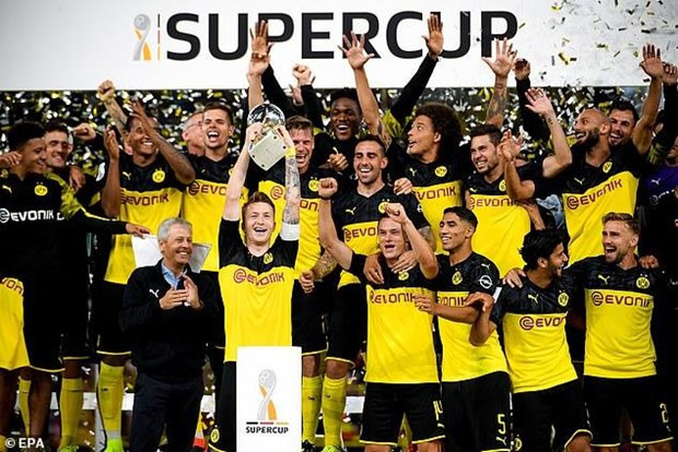  Dortmund giành Siêu cúp Đức sau khi đánh bại Bayern.