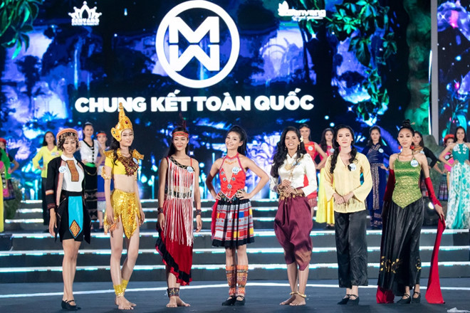 Top 7 của phần thi Dance of Vietnam gồm Nguyễn Thị Thu Hiền, Nguyễn Phương Hoa, Trần Đình Thạch Thảo, Dương Thị Ngọc Thoa, Phan Cẩm Nhi và Đinh Quỳnh Trang