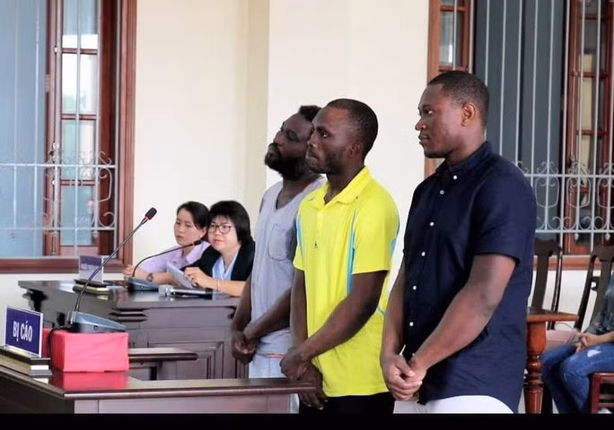  3 bị cáo tại toà