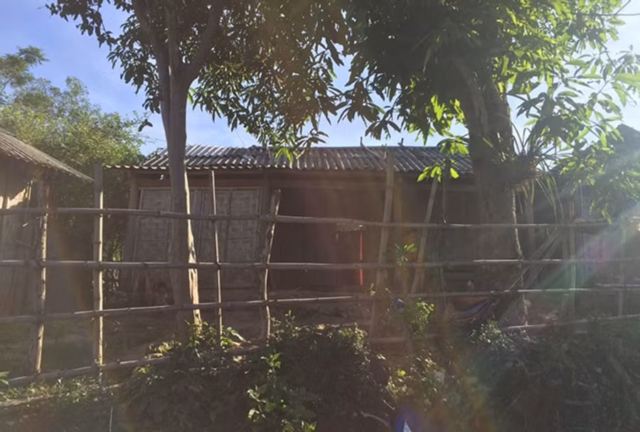 Ngôi nhà của chị B., nơi xảy ra sự việc Ngôi nhà của chị B., nơi xảy ra sự việc