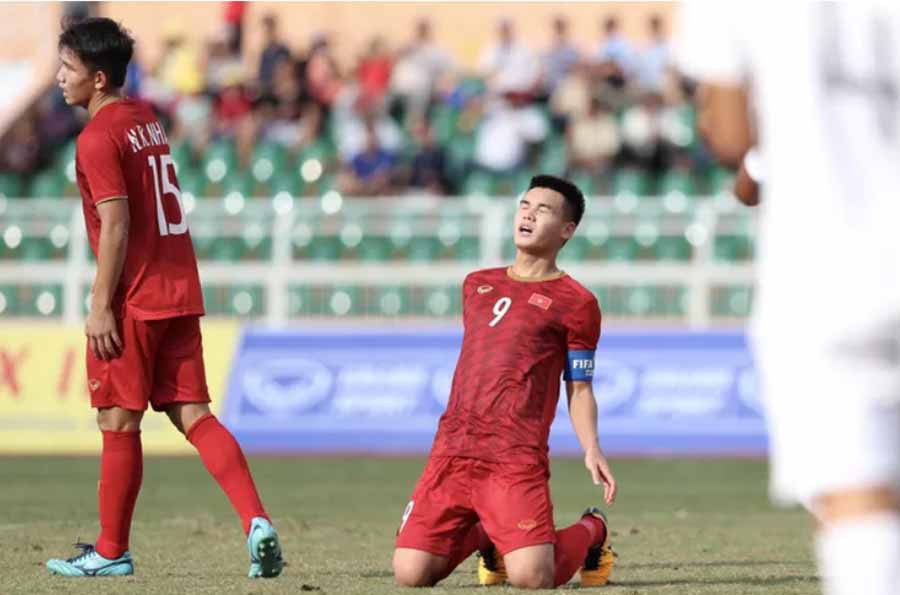Nỗi thất vọng của U18 Việt Nam sau trận thua U18 Campuchia 1-2