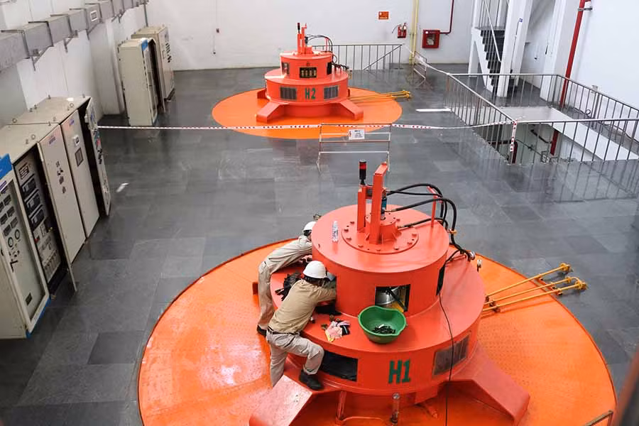 2 tổ máy của thủy điện Ka Nak giờ chỉ còn 1 tổ máy vận hành để tập trung cấp nước cho hạ du sông Ba. Ảnh: L.N