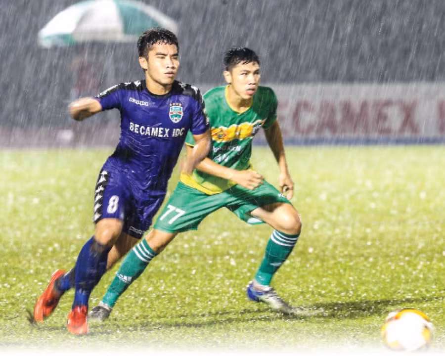 XSKT Cần Thơ (phải) sẽ trụ hạng sau khi bầu Hiển treo thưởng tiền tỷ? Ảnh: M.V