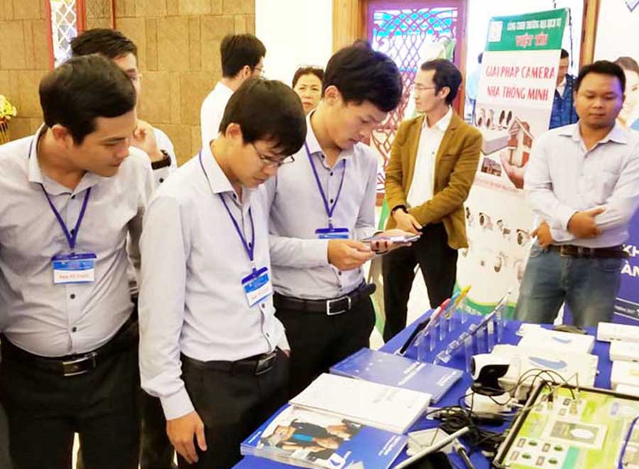  Phần mềm truy xuất nguồn gốc hàng hóa do VNPT Gia Lai cung cấp nhận được sự quan tâm của nhiều doanh nghiệp.. Ảnh: Lê Lan