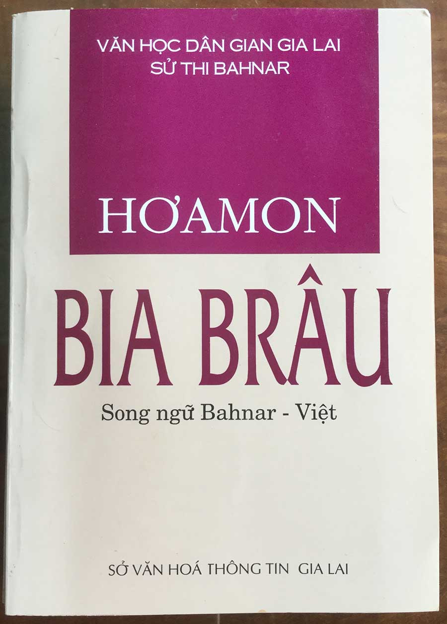  Bìa sử thi Bia Brâu. Ảnh: B.Q.V
