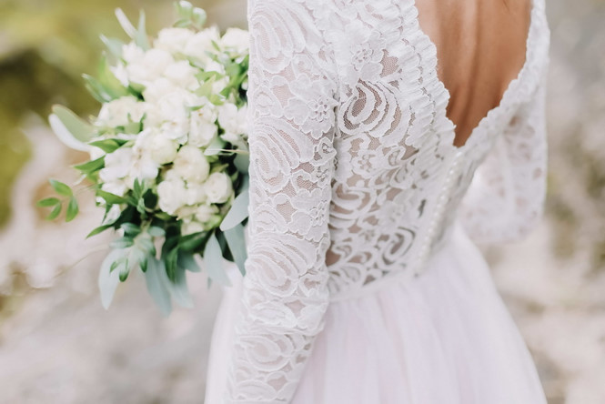 Gia chủ không tiếc tiền chi cho đám cưới quý tộc, trong đó không thể bỏ qua chiếc váy cưới sang trong dành cho cô dâu