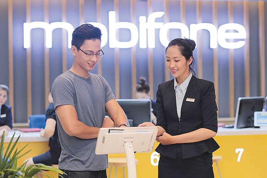 Mobifone và các doanh nghiệp viễn thông đã sẵn sàng cho việc chuyển mã mạng thuê bao di động 11 số từ 0 giờ ngày 15-9 (ảnh: Mobifone). Mobifone và các doanh nghiệp viễn thông đã sẵn sàng cho việc chuyển mã mạng thuê bao di động 11 số từ 0 giờ ngày 15-9 (ảnh: Mobifone).
