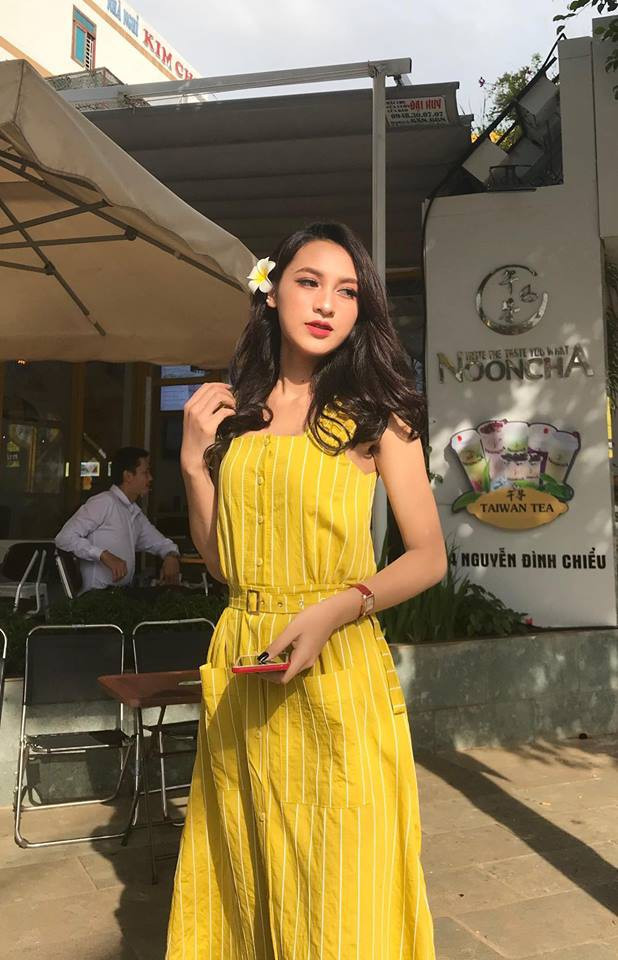 Chính vì sở hữu khuôn mặt xinh đẹp, sống mũi cao cùng đôi mắt sâu cuốn hút, Duyên Bkrông không ít lần bị hiểu nhầm là người nước ngoài, con lai. Chính vì sở hữu khuôn mặt xinh đẹp, sống mũi cao cùng đôi mắt sâu cuốn hút, Duyên Bkrông không ít lần bị hiểu nhầm là người nước ngoài, con lai.