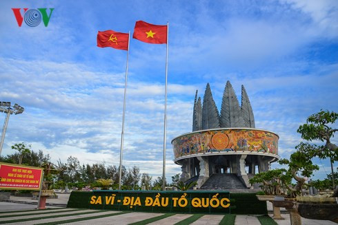  Móng Cái xây dựng các sản phẩm du lịch độc đáo dựa trên lợi thế biên cương, hải đảo và những nét văn hóa đặc sắc.