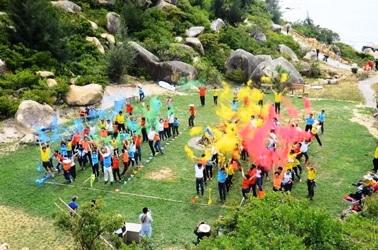 Trung Lương là nơi các đoàn du lịch đến tham quan vui chơi. Ảnh: TL