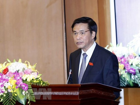 Chủ nhiệm văn phòng Quốc hội Nguyễn Hạnh Phúc phát biểu tại phiên họp. Ảnh: TTXVN Chủ nhiệm văn phòng Quốc hội Nguyễn Hạnh Phúc phát biểu tại phiên họp. Ảnh: TTXVN