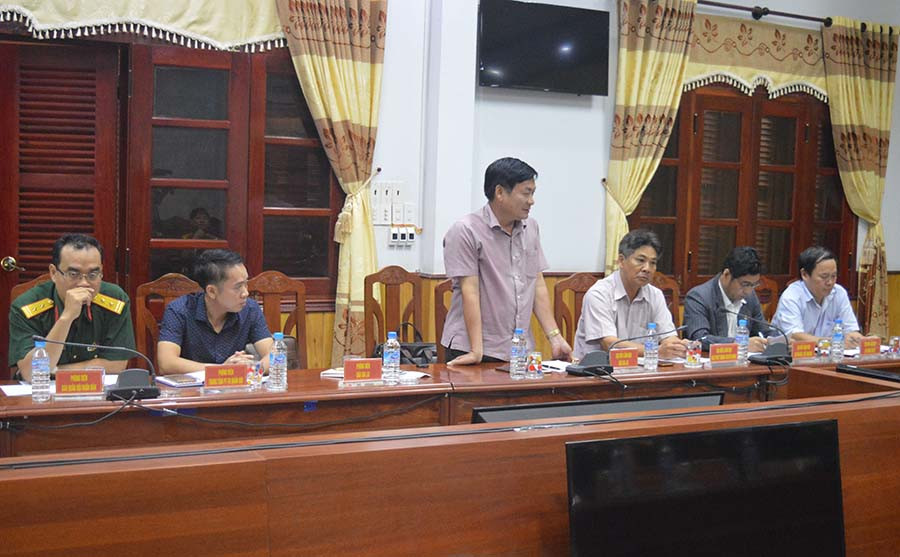 Đồng chí Huỳnh Kiên-Tổng Biên tập Báo Gia Lai phát biểu tại buổi gặp mặt. Ảnh: Anh Huy