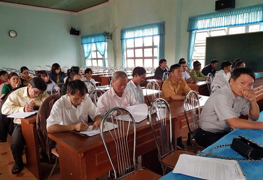 Cán bộ, tình nguyện viên Hội chữ thập đỏ huyện Chư Pah tham gia lớp tập huấn. Ảnh: Hồng Ngọc