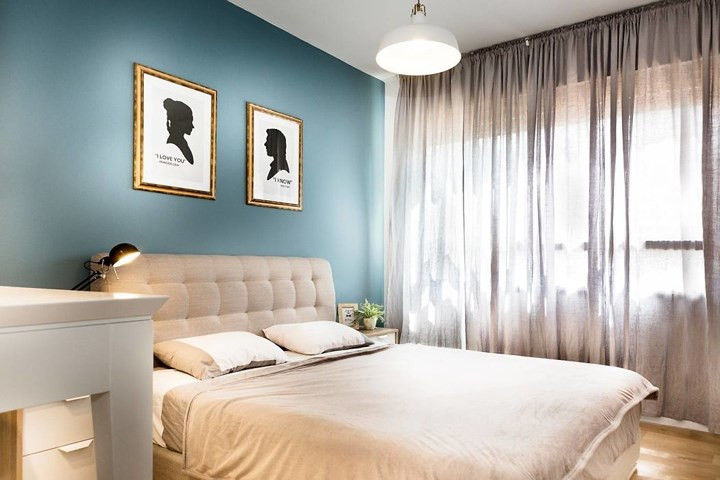  Phòng ngủ bố mẹ tuy đơn giản nhưng toát lên được vẻ ấm áp và yên tĩnh.