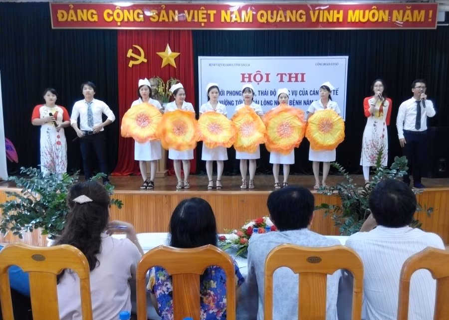 Các tiết mục tham gia hội thi đều được các đội chuẩn bị chu đáo. Ảnh: Như Nguyện