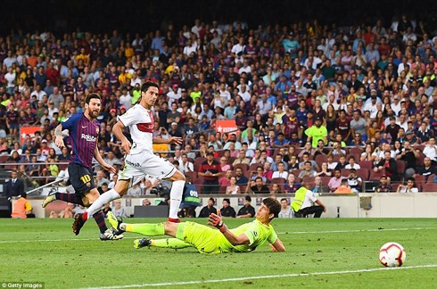  Barca vùi dập tân binh Huesca không thương tiếc. (Ảnh: Getty)