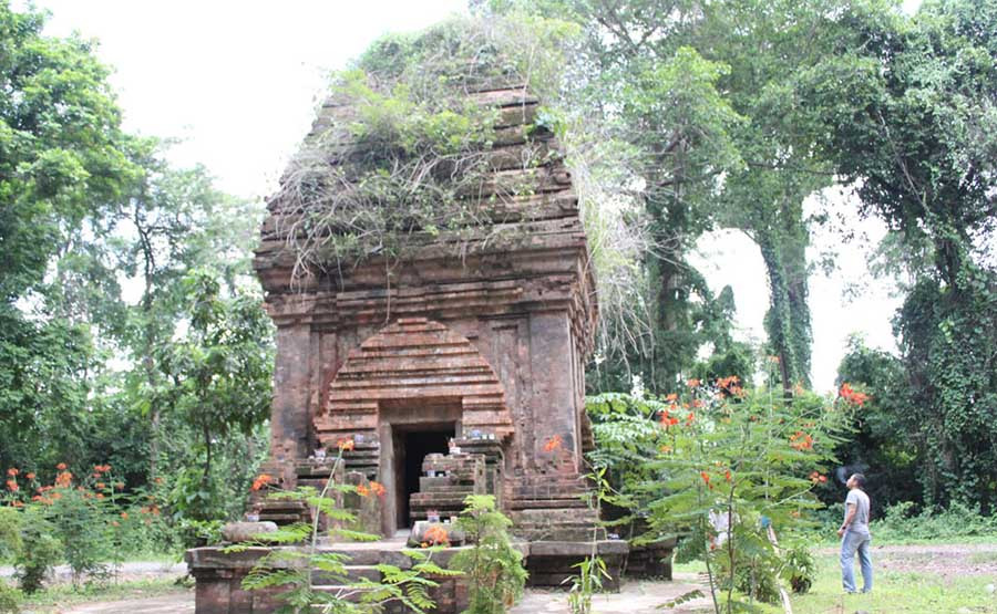  Tháp Yang Prong. (Ảnh nguồn intetnet)