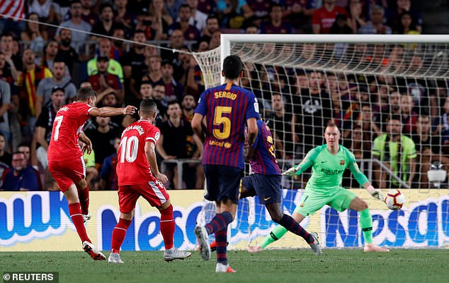 Stuani 2 lần sút tung lưới Barca Stuani 2 lần sút tung lưới Barca