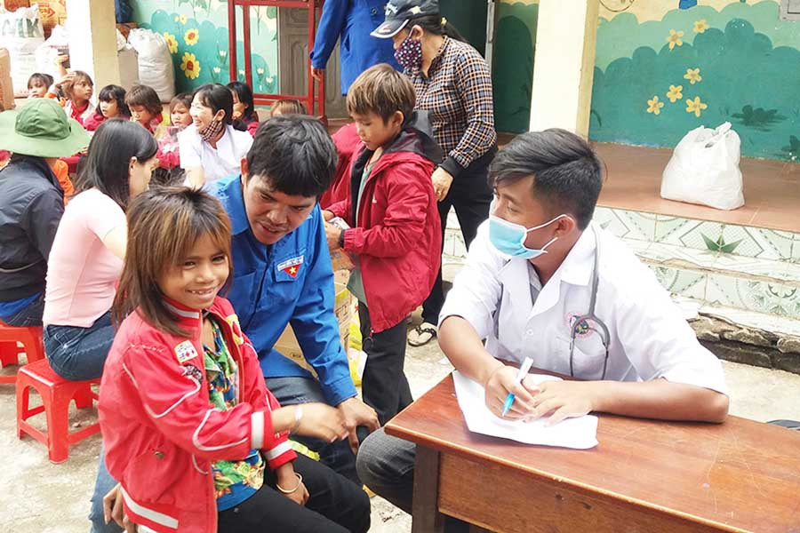 Học sinh, sinh viên tham gia BHYT để được chăm sóc sức khỏe toàn diện. Ảnh: N.N Học sinh, sinh viên tham gia BHYT để được chăm sóc sức khỏe toàn diện. Ảnh: N.N