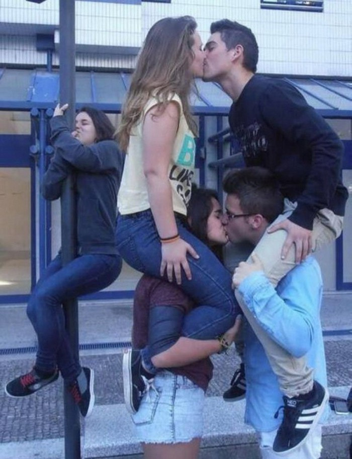  FA có giá của FA, sao phải ra thế này hả cô gái.