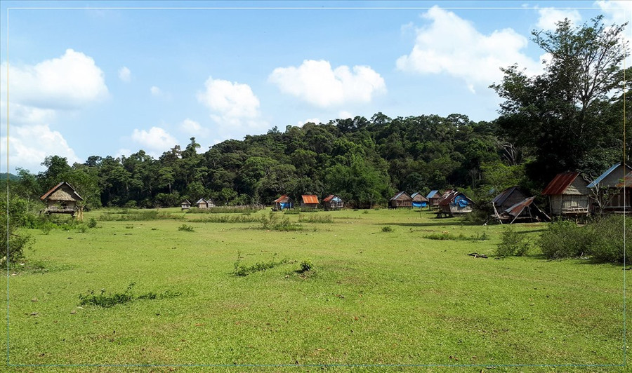 Một ngôi làng yên bình của người Bannar . Ảnh: Khổng Xuân Hiền Một ngôi làng yên bình của người Bannar . Ảnh: Khổng Xuân Hiền