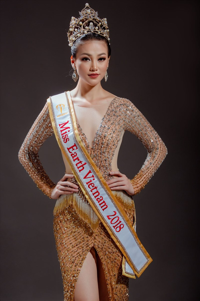 Vẻ tự tin của Phương Khánh. Vẻ tự tin của Phương Khánh.