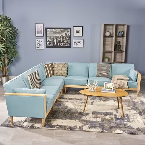 Bộ sofa chữ L cho phép bạn sắp xếp và tùy chỉnh vị trí theo nhu cầu mang lại một phòng khách sang trọng, đẳng cấp có thể tiếp đãi nhiều người cùng lúc.