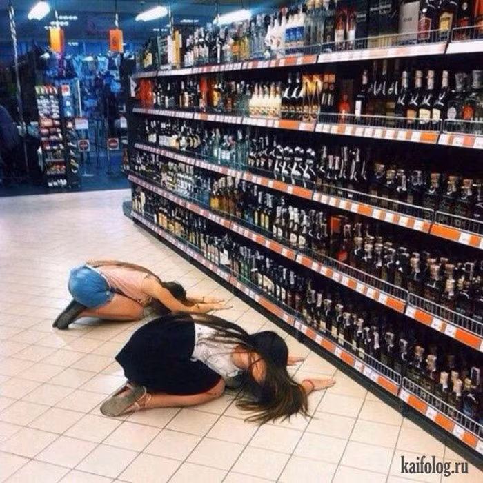 Có vẻ như hai cô gái đã tìm thấy thứ cần tìm.