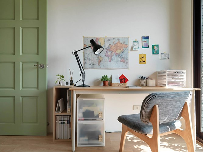 Bàn làm việc đơn giản. Bàn làm việc đơn giản.