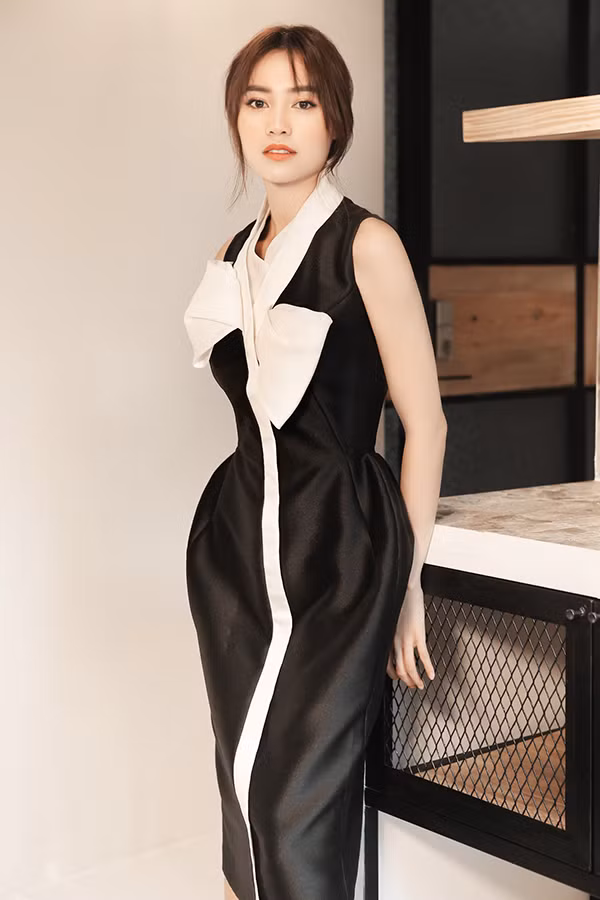 Năm 2018, Phương My không ngừng cho ra mắt các bộ sưu tập thời trang ứng dụng. Cô còn tạo dấu ấn bằng việc luôn cập nhật xu hướng và làm mới phong cách thiết kế. Năm 2018, Phương My không ngừng cho ra mắt các bộ sưu tập thời trang ứng dụng. Cô còn tạo dấu ấn bằng việc luôn cập nhật xu hướng và làm mới phong cách thiết kế.