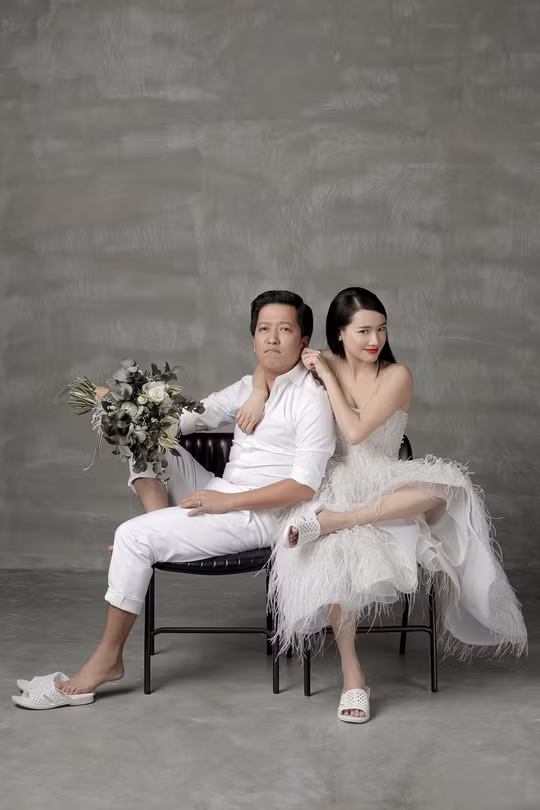 Dép tổ ong vẫn được sử dụng trong sự kiện trọng đại