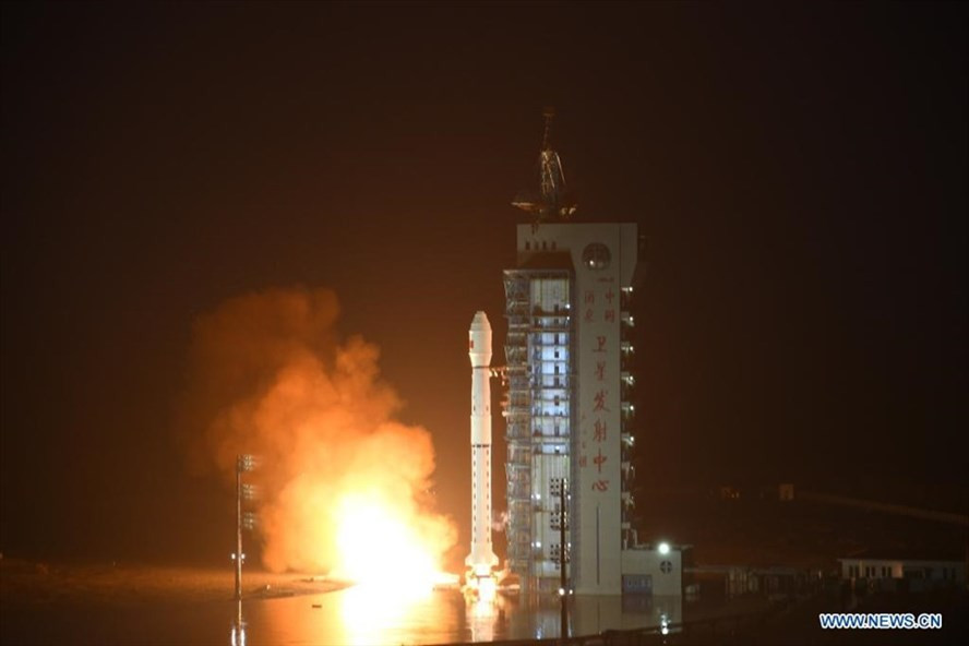 Trung Quốc phóng vệ tinh Cao Phân-12 02 ngày 31.3. Ảnh: Xinhua