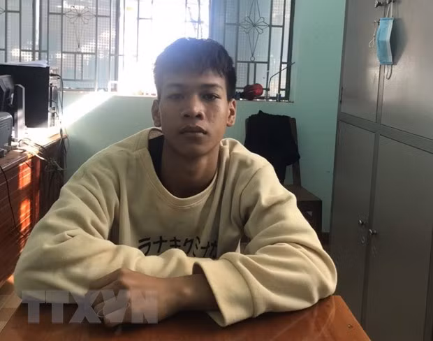 Đối tượng Thành tại cơ quan công an. (Ảnh: TTXVN phát)