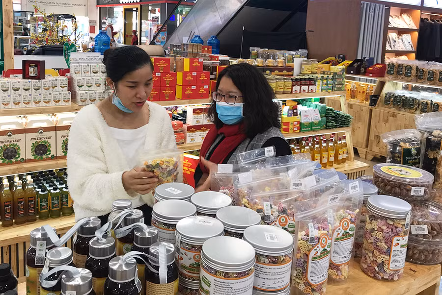  Nhiều sản phẩm của các HTX nông nghiệp đã đạt chứng nhận OCOP 3-4 sao cấp tỉnh. Ảnh: Vũ Thảo