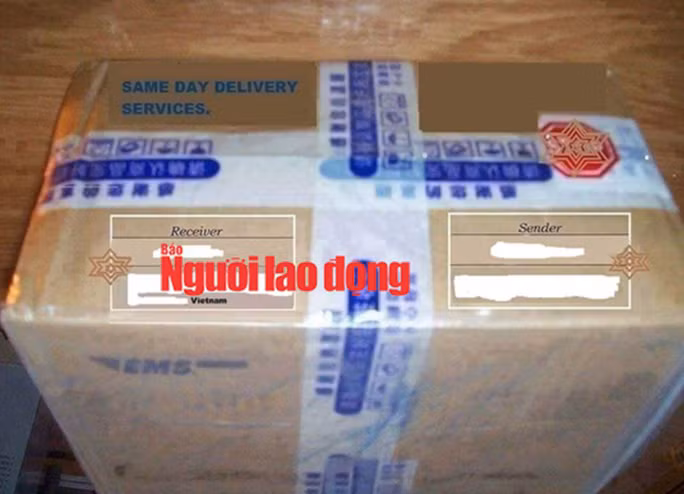  Những thùng quà được photoshop địa chỉ khiến các quý bà dễ tin