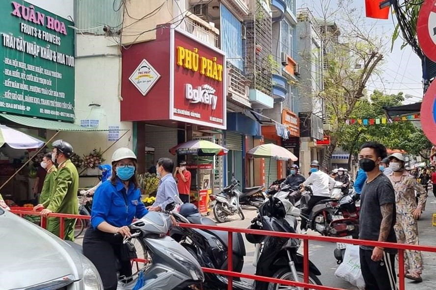 Khu phố ở Hải Phòng liên quan bệnh nhân N.V.Q từng bị phong toả. Ảnh: ĐL Khu phố ở Hải Phòng liên quan bệnh nhân N.V.Q từng bị phong toả. Ảnh: ĐL