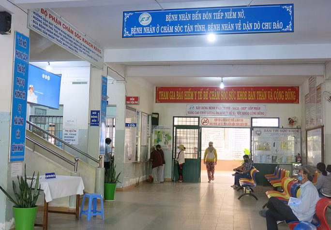 Trung tâm Y tế huyện Tây Sơn, nơi có 9 bệnh nhân bị ngộ độc được điều trị.