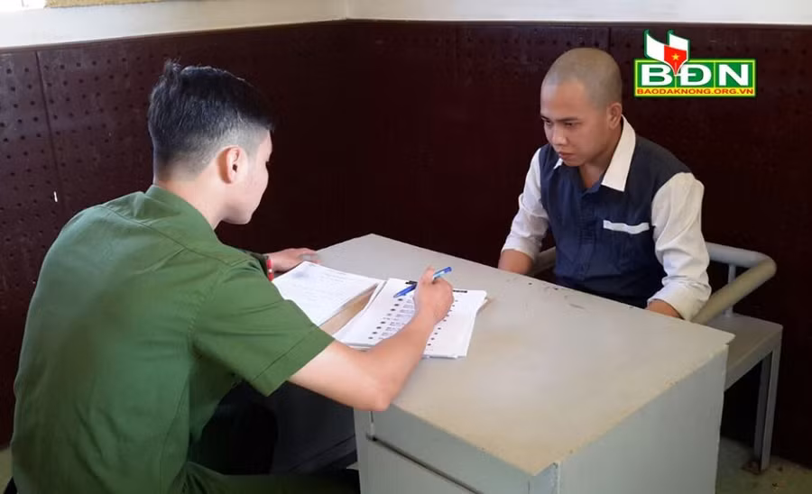 Lương Thế Vũ tại cơ quan công an