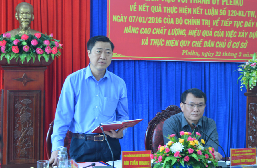 Đồng chí Bùi Tuấn Quang-Phó Trưởng Ban Dân vận Trung ương kết luận hội nghị