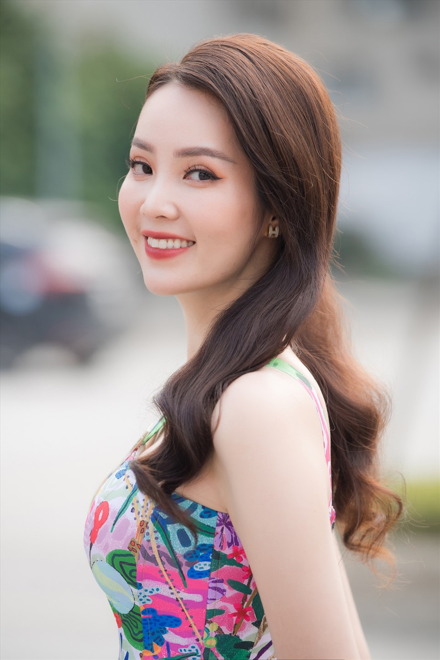 Á hậu Thuỵ Vân là đại sứ năm thứ 6 liên tiếp cho chương trình “Giờ Trái Đất“. Ảnh: Toan Vu