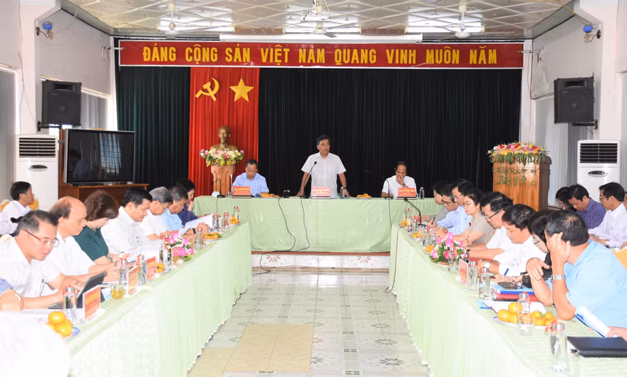 Quang cảnh buổi làm việc. Ảnh Trần Dung